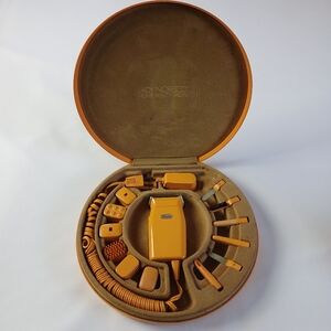 Vintage 1970s Lady Norelco Home Beauty Shaver Manicure Massage Set In Case